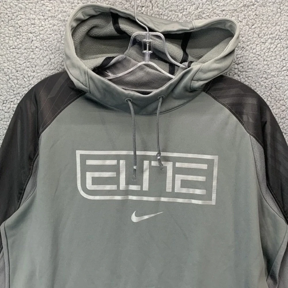 Nike Elite Therma-Fit Hoodie Men's Size M Gray Pullover Sweatshirt Athletic